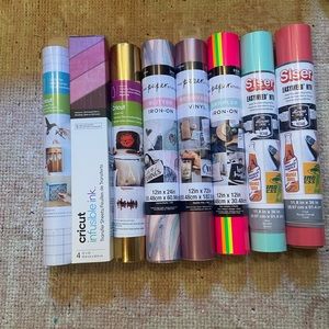 Cricut,Siser,The paper studio vinyl- All brand new